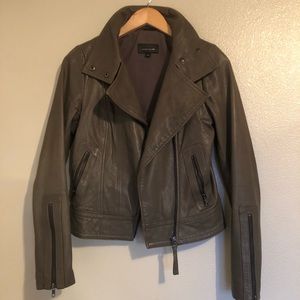 Mackage  Grey Leather Moto Jacket: XS /TP